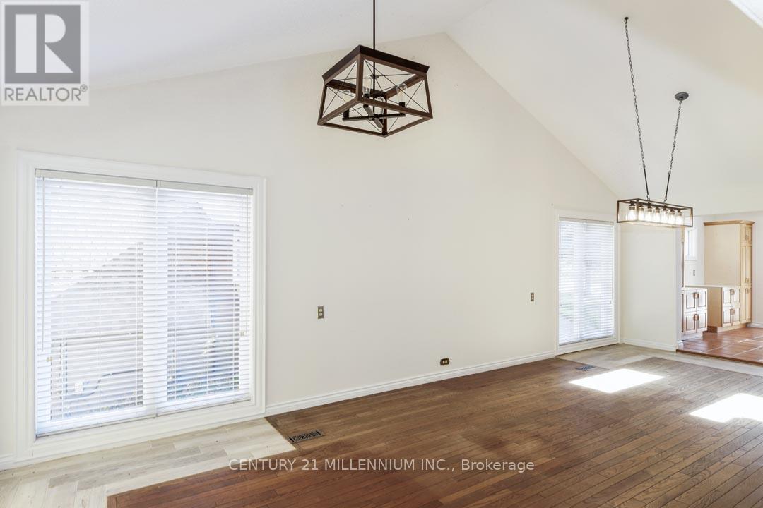 287199 10 Sideroad, Mono, Ontario  L9W 6P9 - Photo 20 - X12927272