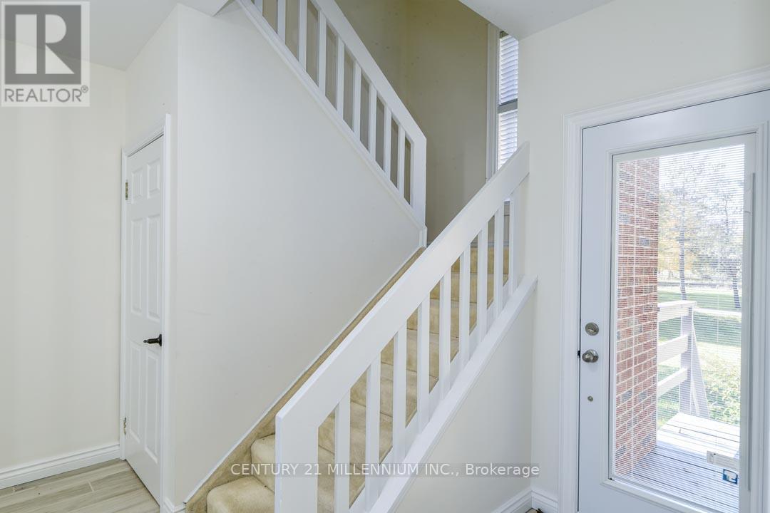 287199 10 Sideroad, Mono, Ontario  L9W 6P9 - Photo 26 - X12927272