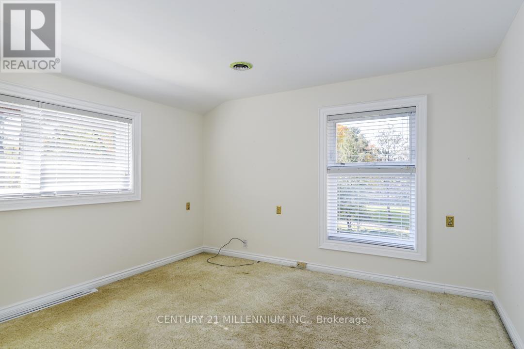 287199 10 Sideroad, Mono, Ontario  L9W 6P9 - Photo 29 - X12927272