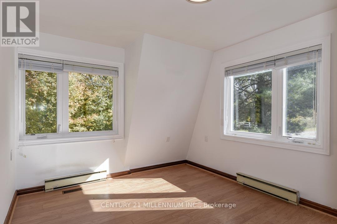 287199 10 Sideroad, Mono, Ontario  L9W 6P9 - Photo 41 - X12927272