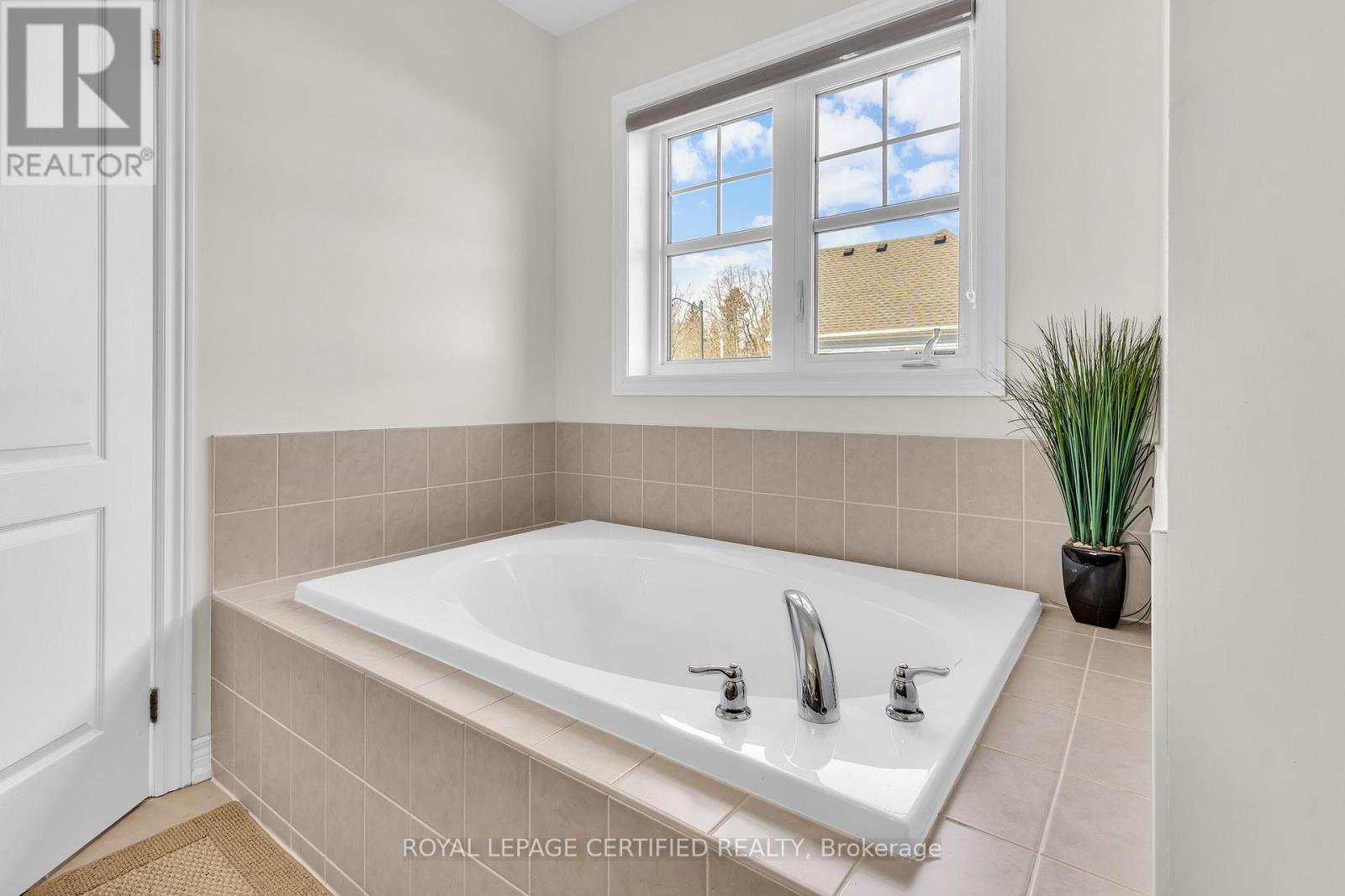 19 Rosebrugh Avenue, Cambridge, Ontario  N3H 5L5 - Photo 17 - X12927310