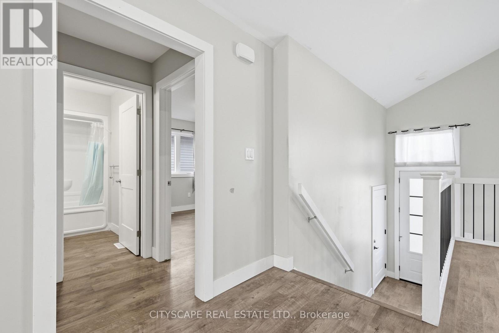 106 Ironwood Trail, Chatham-Kent (Sw), Ontario  N7M 0T3 - Photo 12 - X12927324