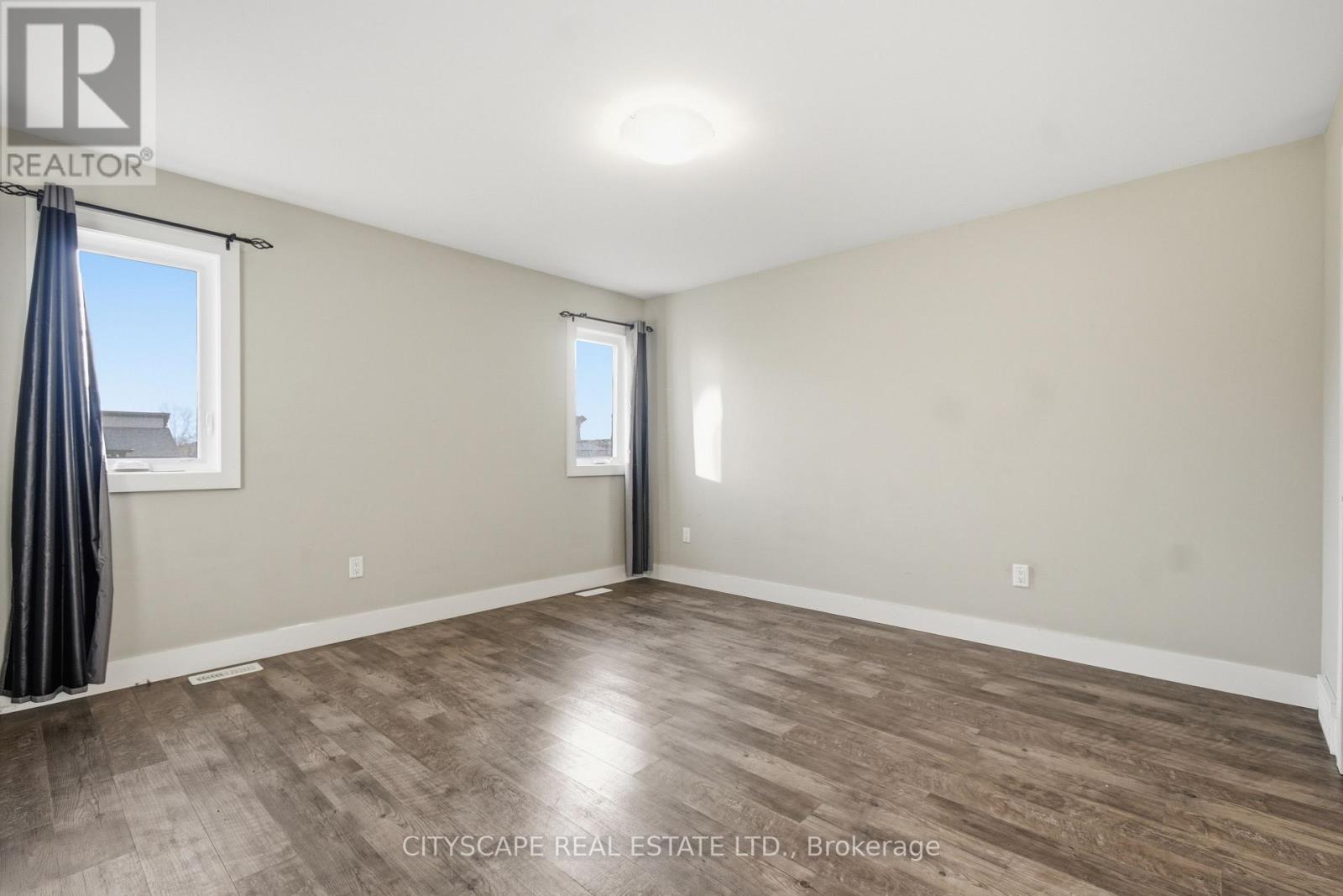 106 Ironwood Trail, Chatham-Kent (Sw), Ontario  N7M 0T3 - Photo 13 - X12927324