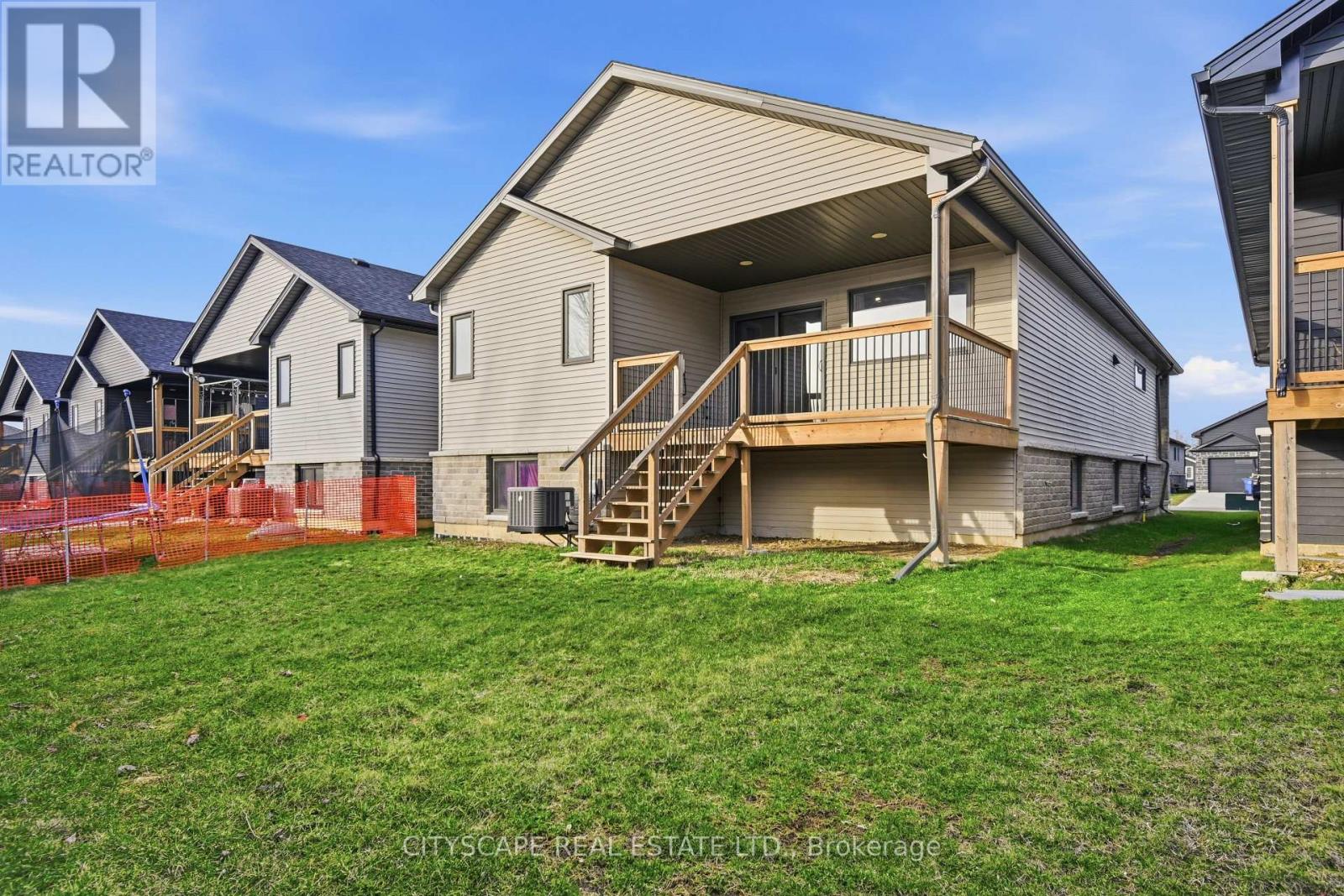 106 Ironwood Trail, Chatham-Kent (Sw), Ontario  N7M 0T3 - Photo 29 - X12927324