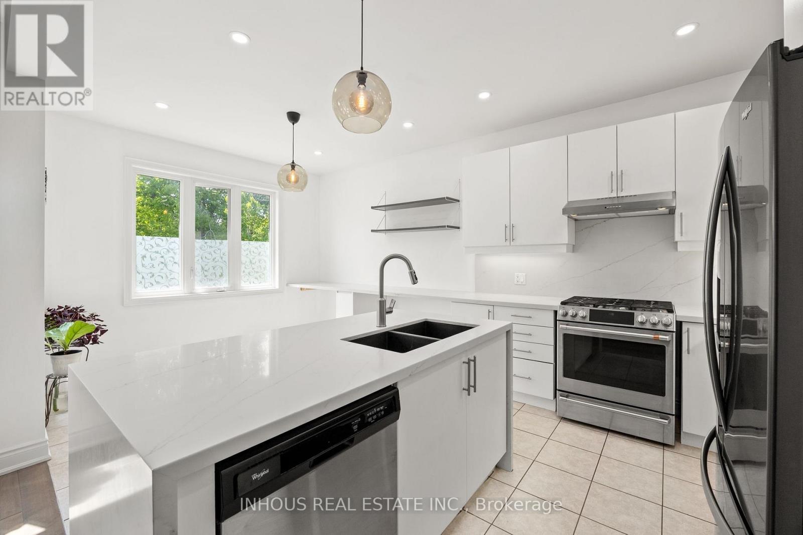 Lorem Ipsum Dolor, Shelburne, Ontario  L9V  - Photo 13 - DEMO29523785