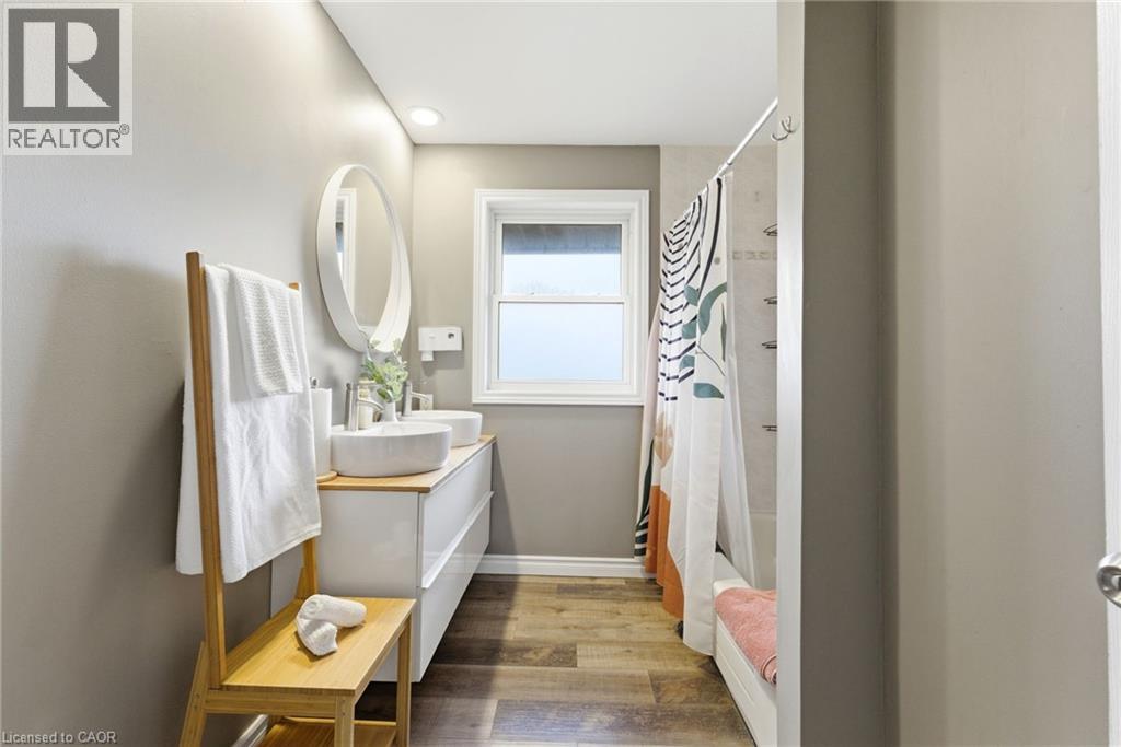 300 Stonybrook Drive, Kitchener, Ontario  N2M 4M2 - Photo 15 - 40813071