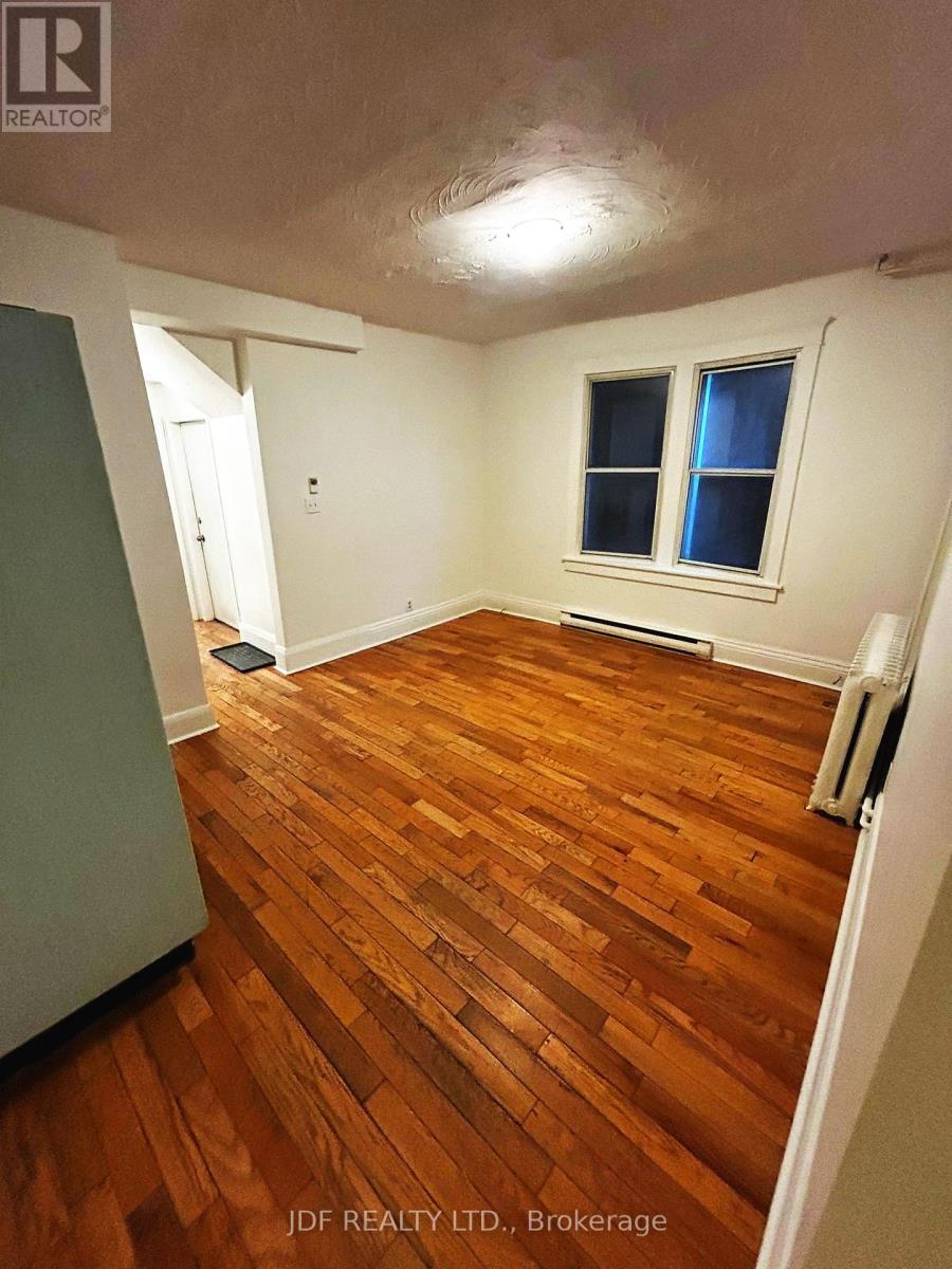 383 Lansdowne Avenue, Toronto, Ontario  M6H 3Y2 - Photo 19 - C12909846