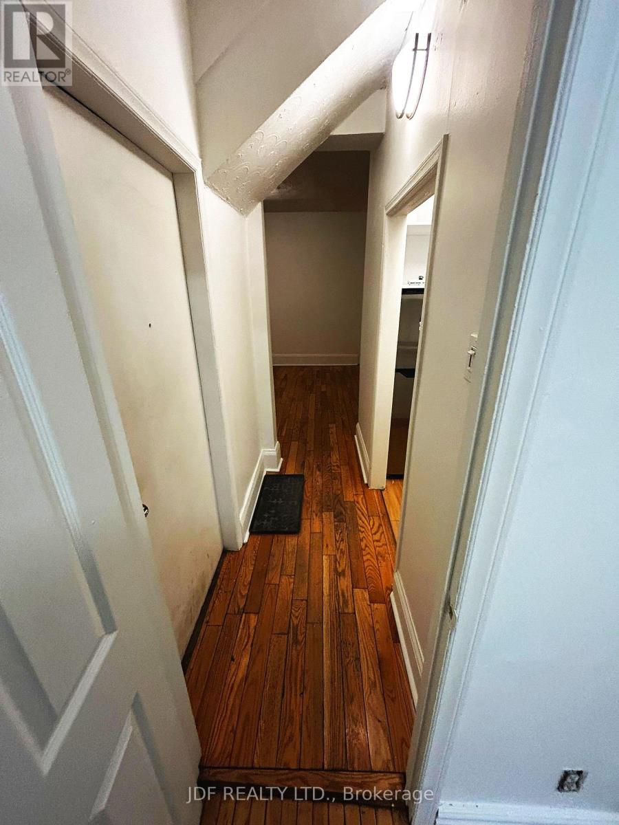 383 Lansdowne Avenue, Toronto, Ontario  M6H 3Y2 - Photo 21 - C12909846