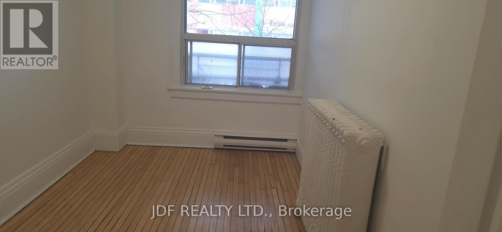 383 Lansdowne Avenue, Toronto, Ontario  M6H 3Y2 - Photo 3 - C12909846