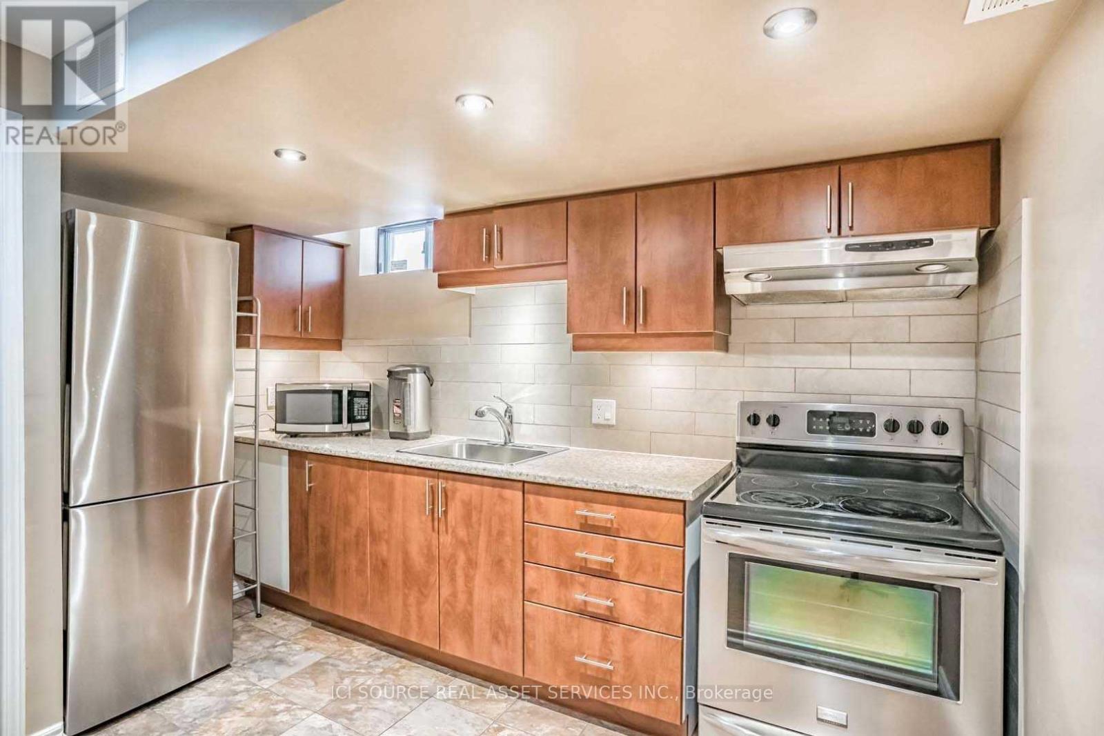 Basement - 5335 Flatford Road, Mississauga, Ontario  L5V 1P3 - Photo 6 - W12817838