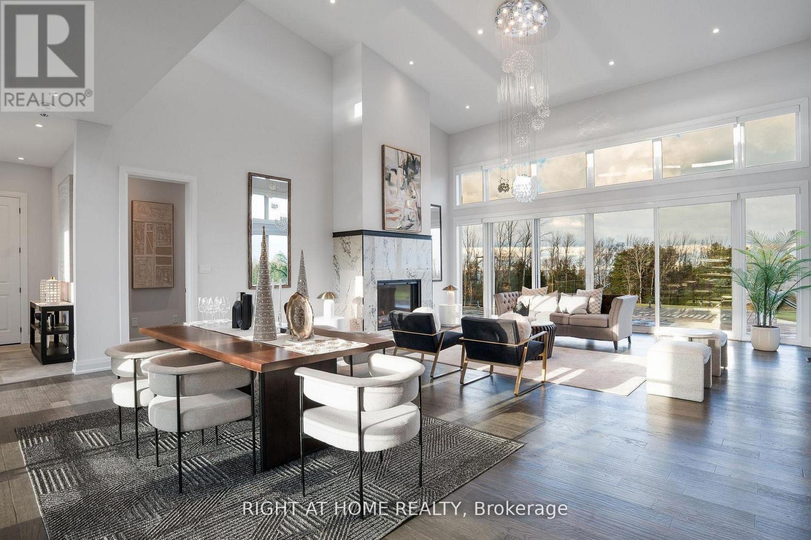 101 Sladden Court, Blue Mountains, Ontario  N0H 2P0 - Photo 6 - X12926700