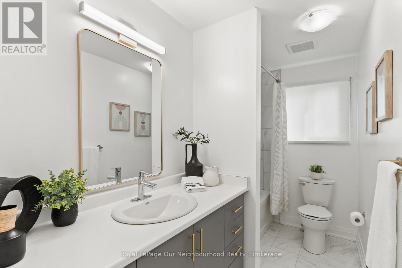 571 Berwick Crescent, Oshawa, Ontario  L1J 3E6 - Photo 12 - E12927398