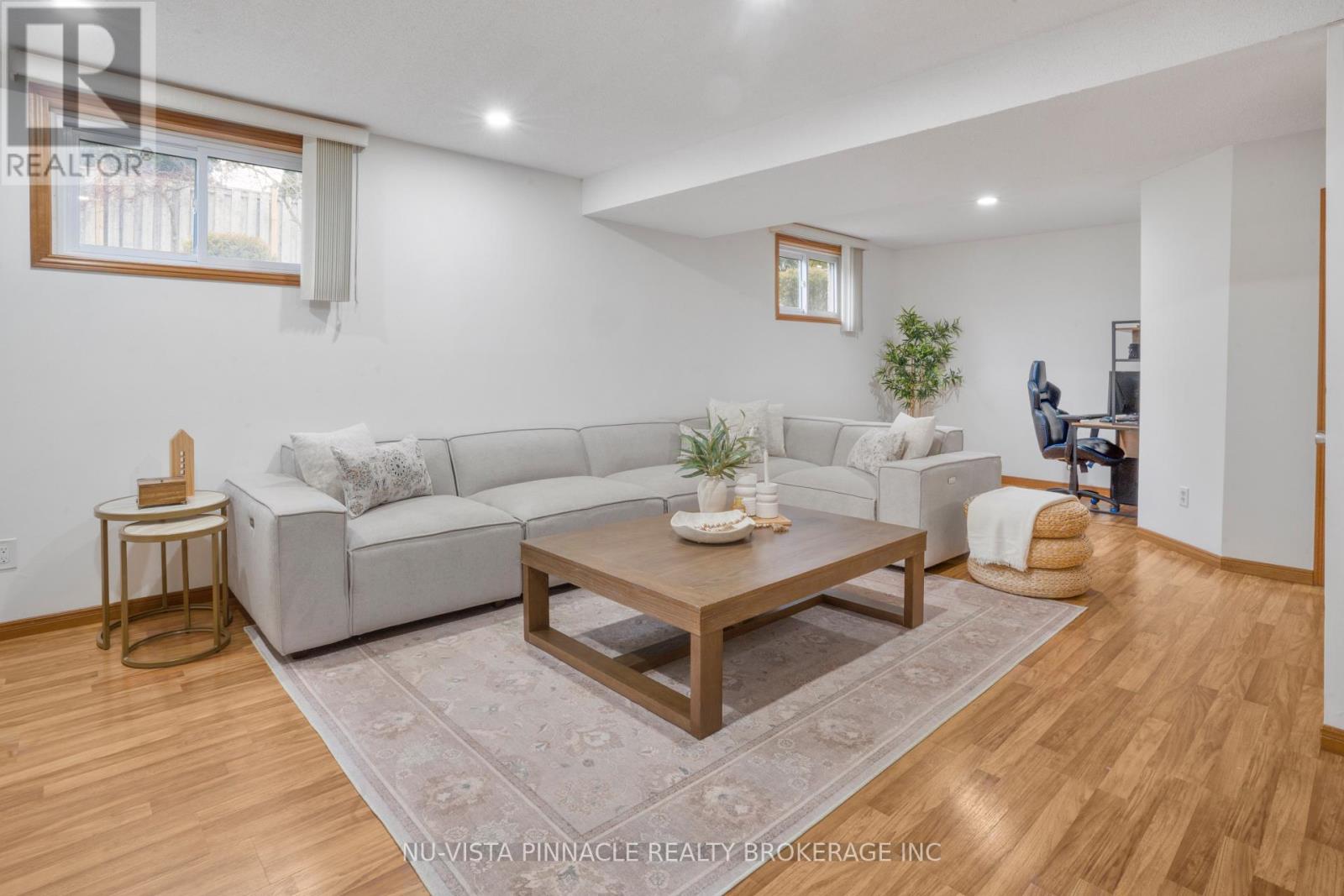 44 Golfdale Crescent, London South, Ontario  N6C 5P2 - Photo 16 - X12927400