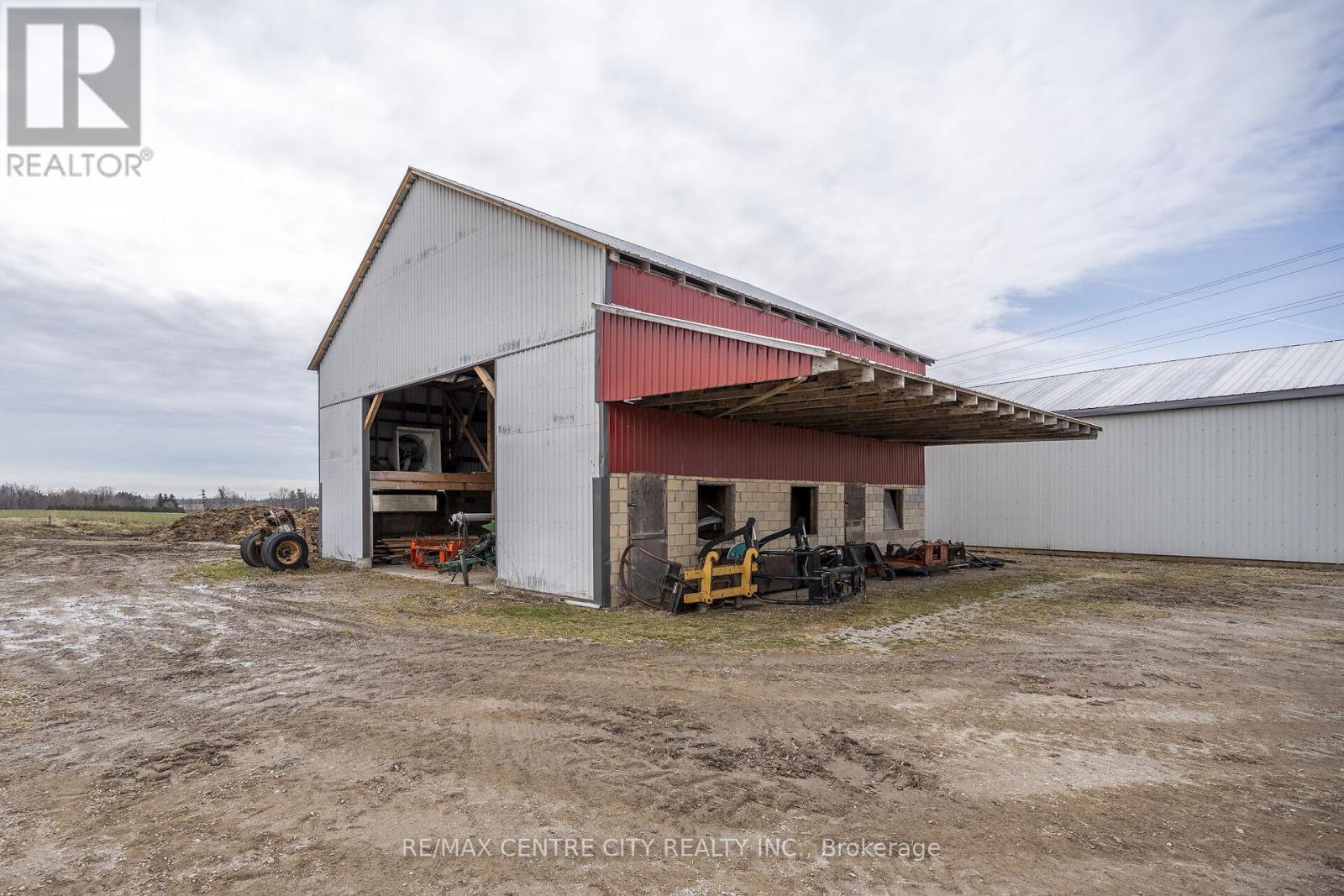 3542 Putnam Road, Thames Centre, Ontario  N0L 1V0 - Photo 15 - X12927412