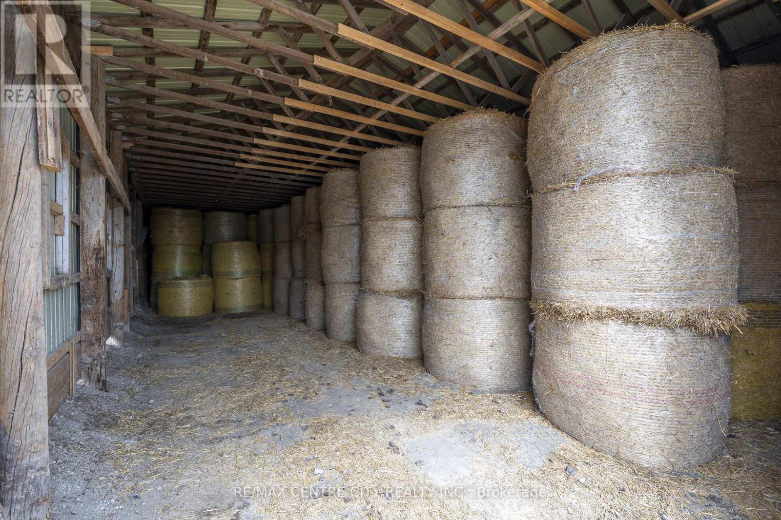 3542 Putnam Road, Thames Centre, Ontario  N0L 1V0 - Photo 24 - X12927412