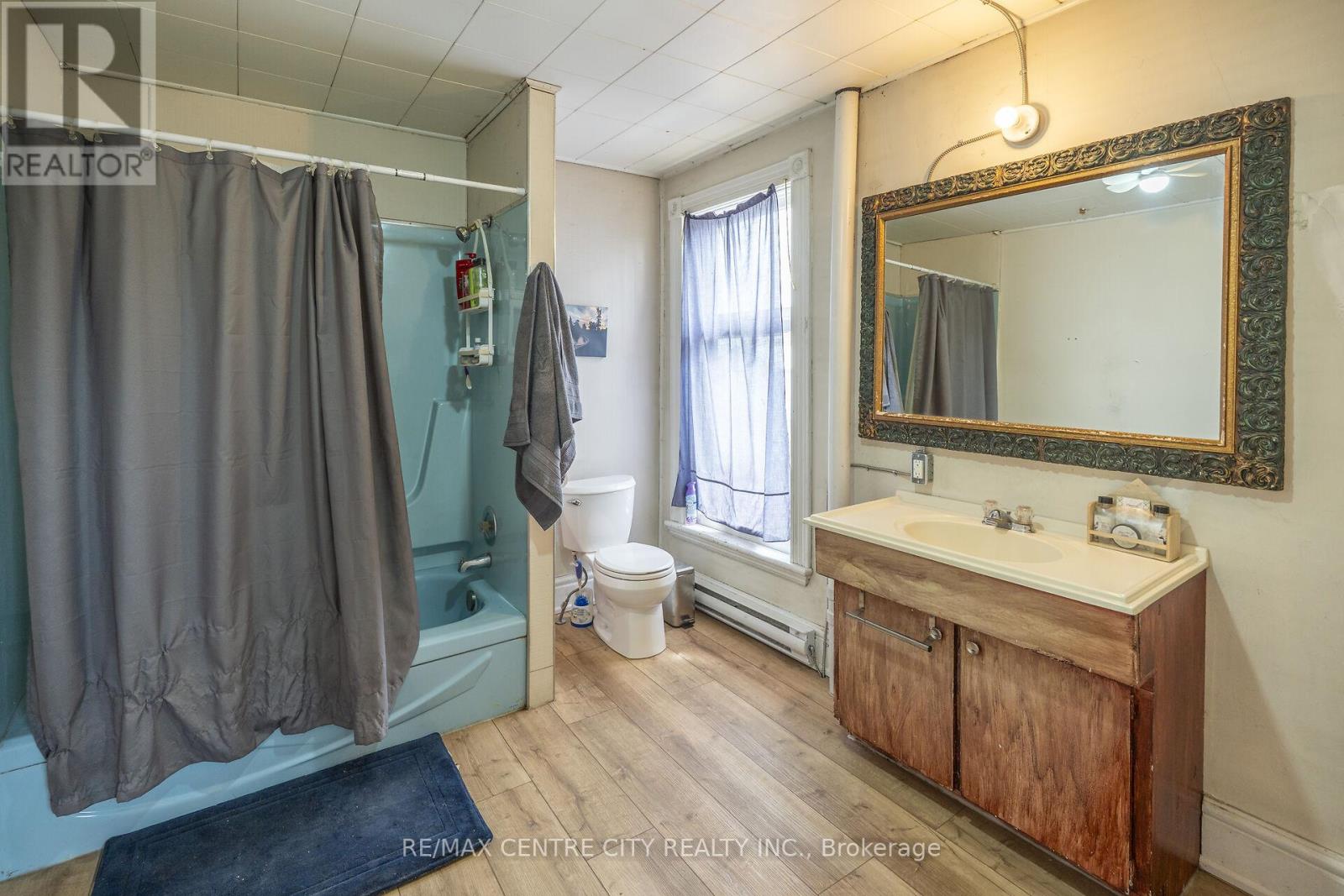 3542 Putnam Road, Thames Centre, Ontario  N0L 1V0 - Photo 38 - X12927412