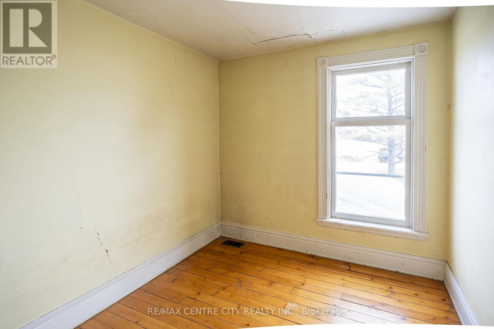 3542 Putnam Road, Thames Centre, Ontario  N0L 1V0 - Photo 39 - X12927412