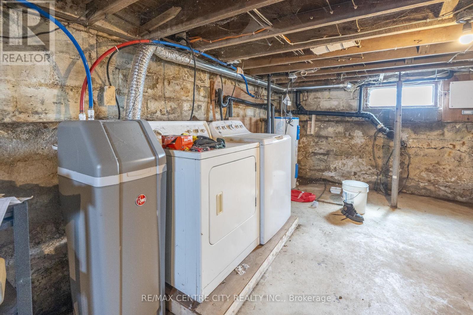 3542 Putnam Road, Thames Centre, Ontario  N0L 1V0 - Photo 42 - X12927412