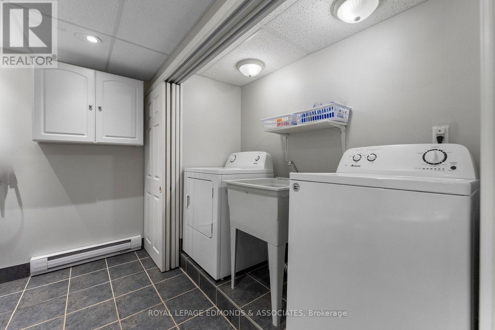 95 Spruce Street E, Petawawa, Ontario  K8H 3H7 - Photo 27 - X12927428