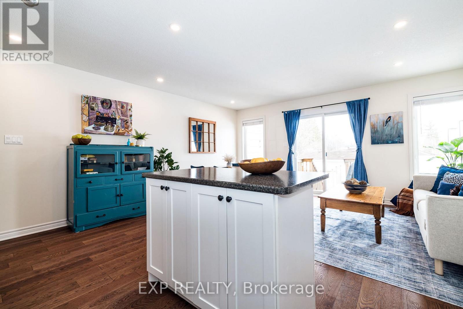 526 Stanley Brothers Street, Mississippi Mills, Ontario  K0A 1A0 - Photo 17 - X12927406