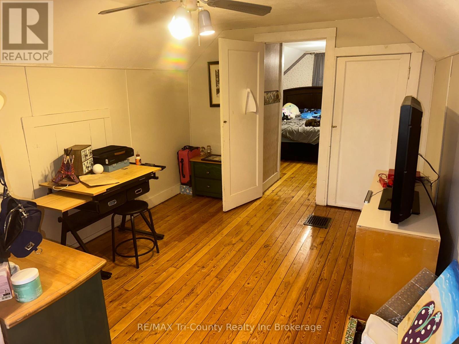 34 George Street N, Norfolk, Ontario  N0E 1G0 - Photo 19 - X12927416