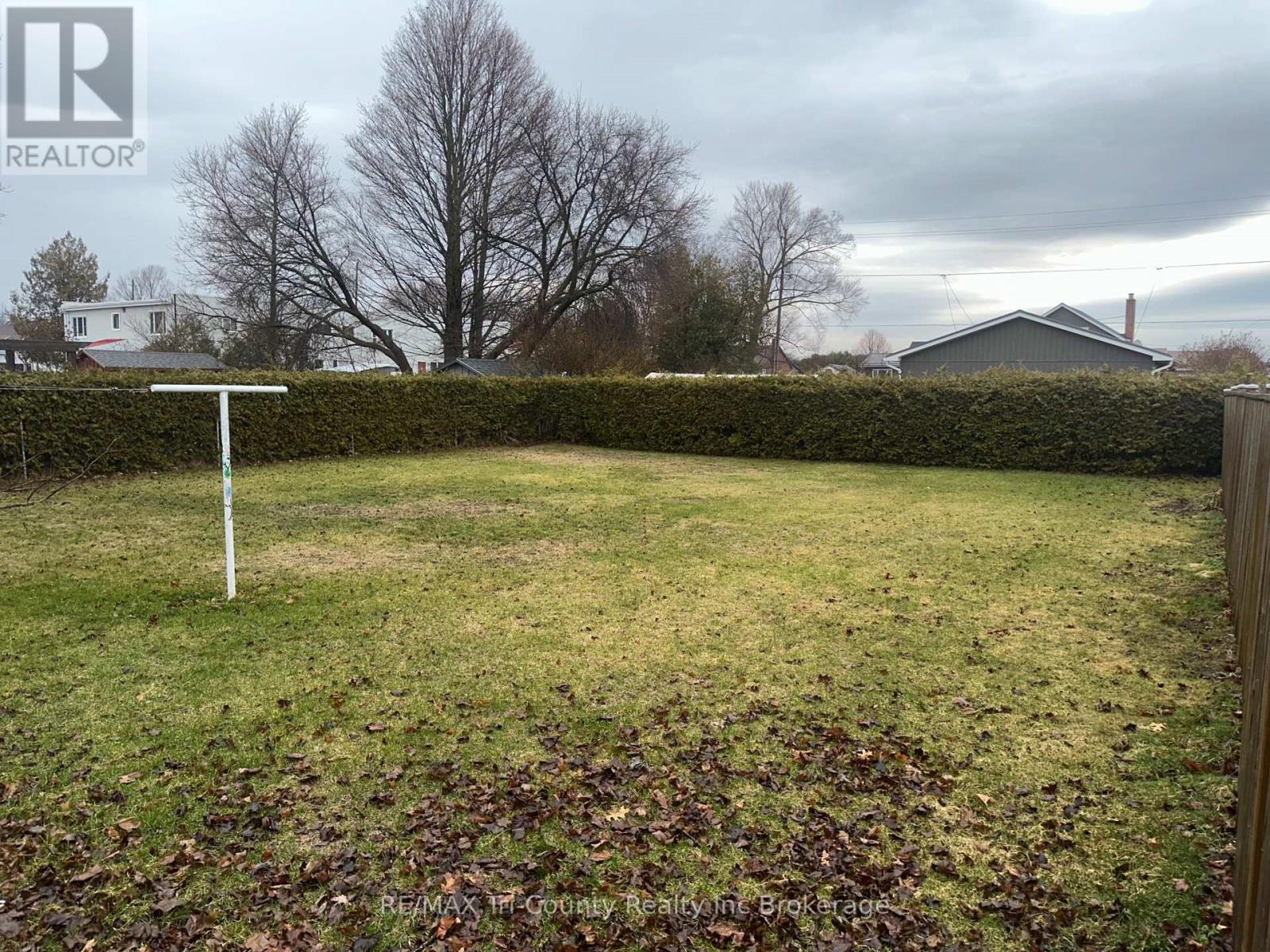 34 George Street N, Norfolk, Ontario  N0E 1G0 - Photo 27 - X12927416