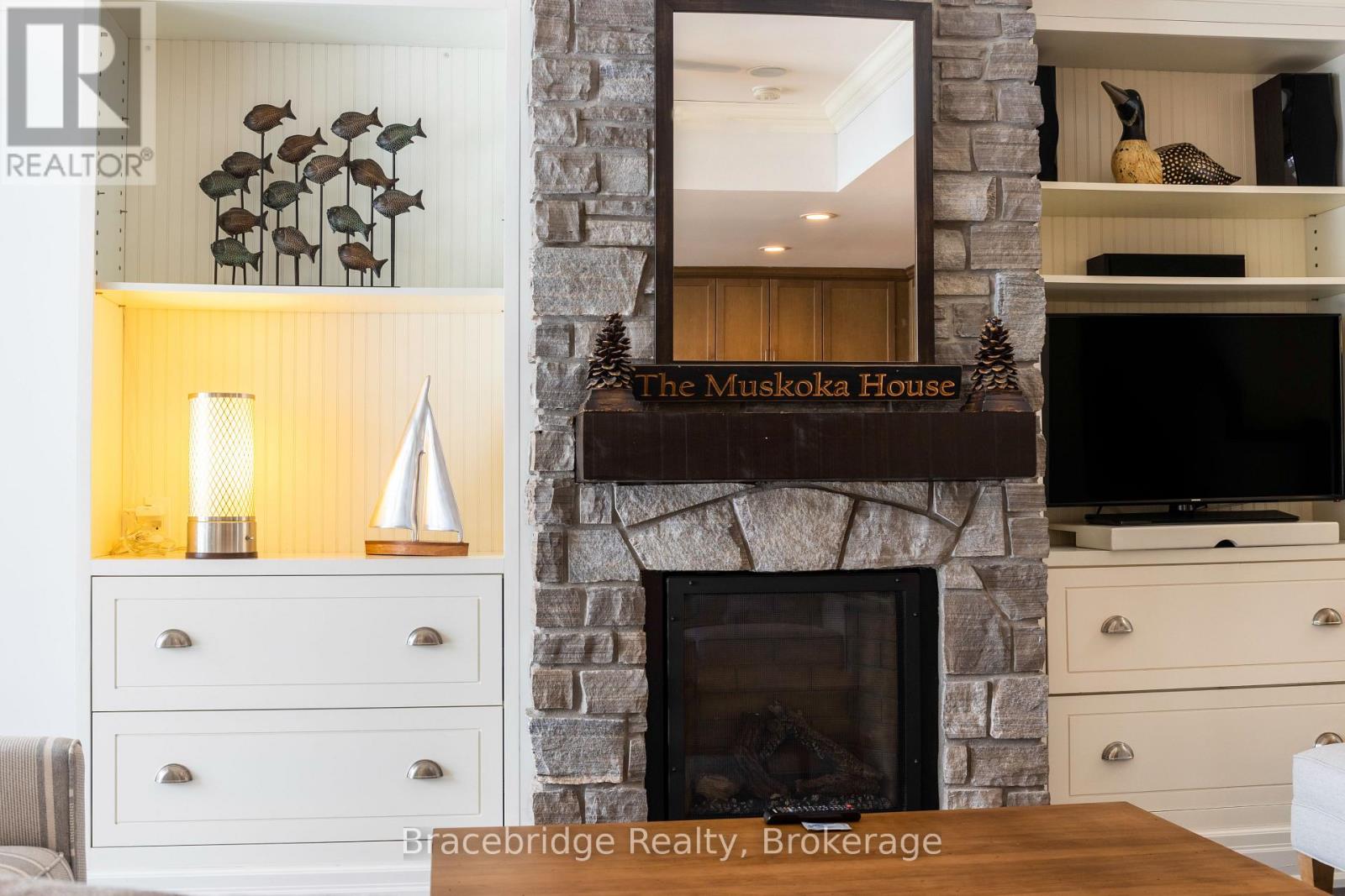 G102-C2 - 1869 Muskoka Road 118 Highway W, Muskoka Lakes (Monck (Muskoka Lakes)), Ontario  P1L 1W8 - Photo 6 - X12927424