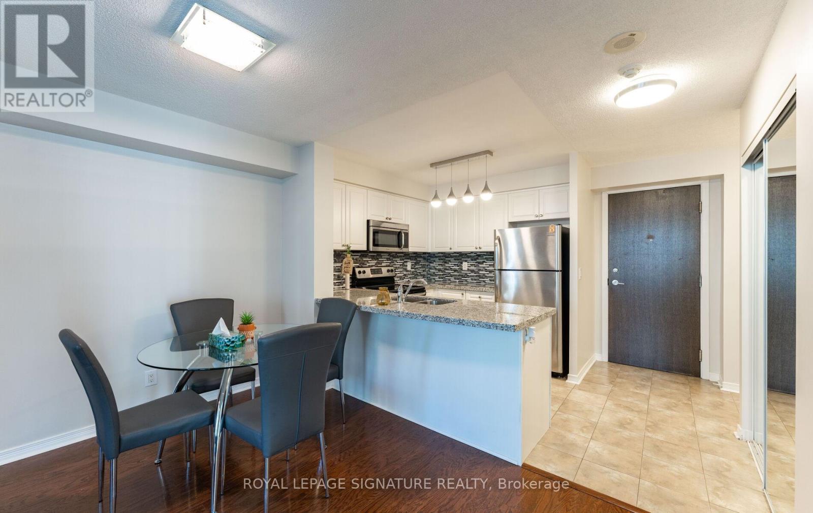 608 - 3 Michael Power Place, Toronto, Ontario  M9A 0A2 - Photo 11 - W12917282