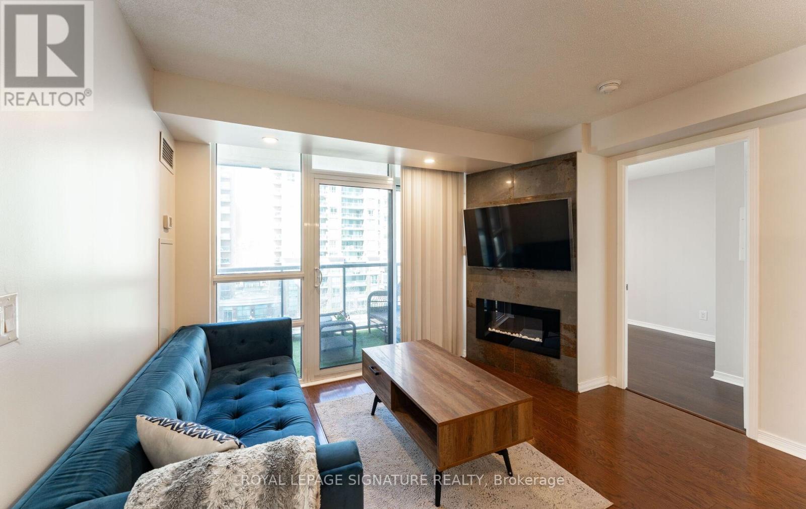 608 - 3 Michael Power Place, Toronto, Ontario  M9A 0A2 - Photo 10 - W12917282