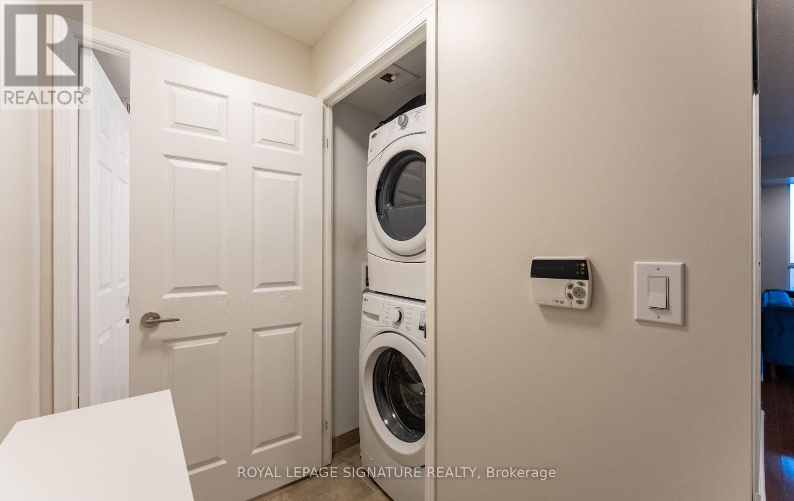 608 - 3 Michael Power Place, Toronto, Ontario  M9A 0A2 - Photo 22 - W12917282