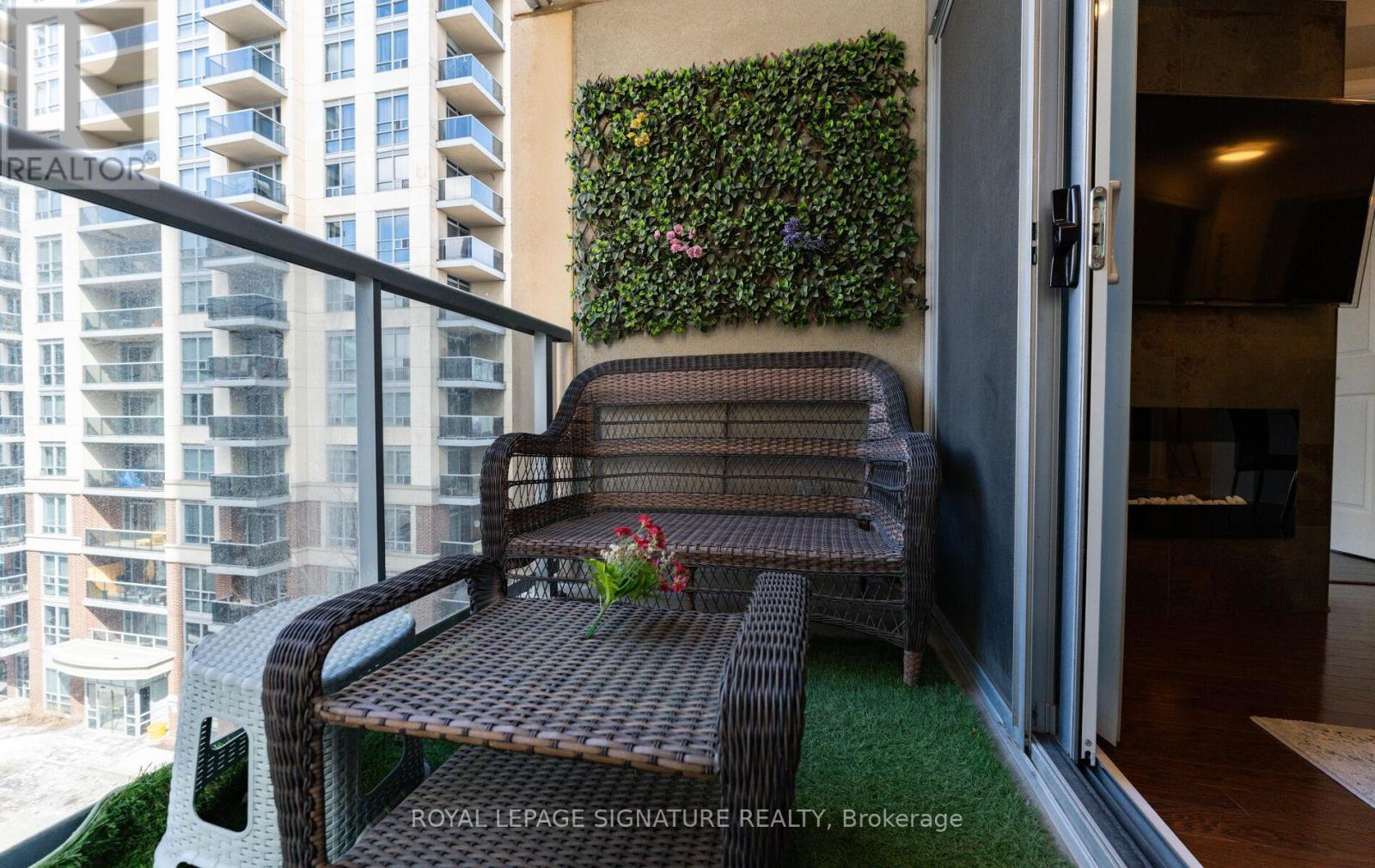 608 - 3 Michael Power Place, Toronto, Ontario  M9A 0A2 - Photo 25 - W12917282