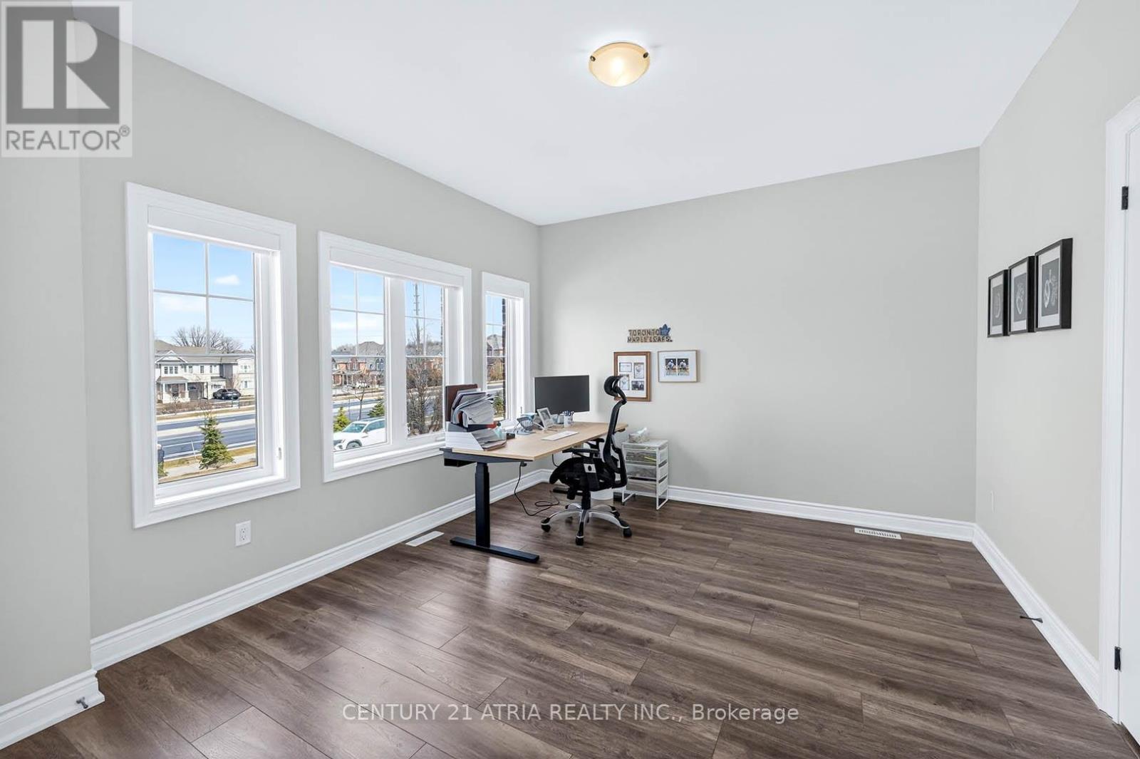 29 Rothwell Street, Aurora, Ontario  L4G 0V6 - Photo 22 - N12927402