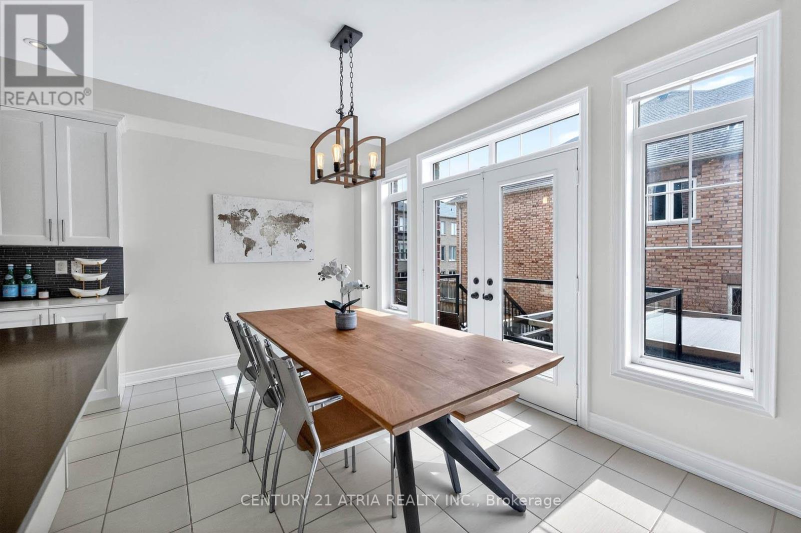 29 Rothwell Street, Aurora, Ontario  L4G 0V6 - Photo 8 - N12927402