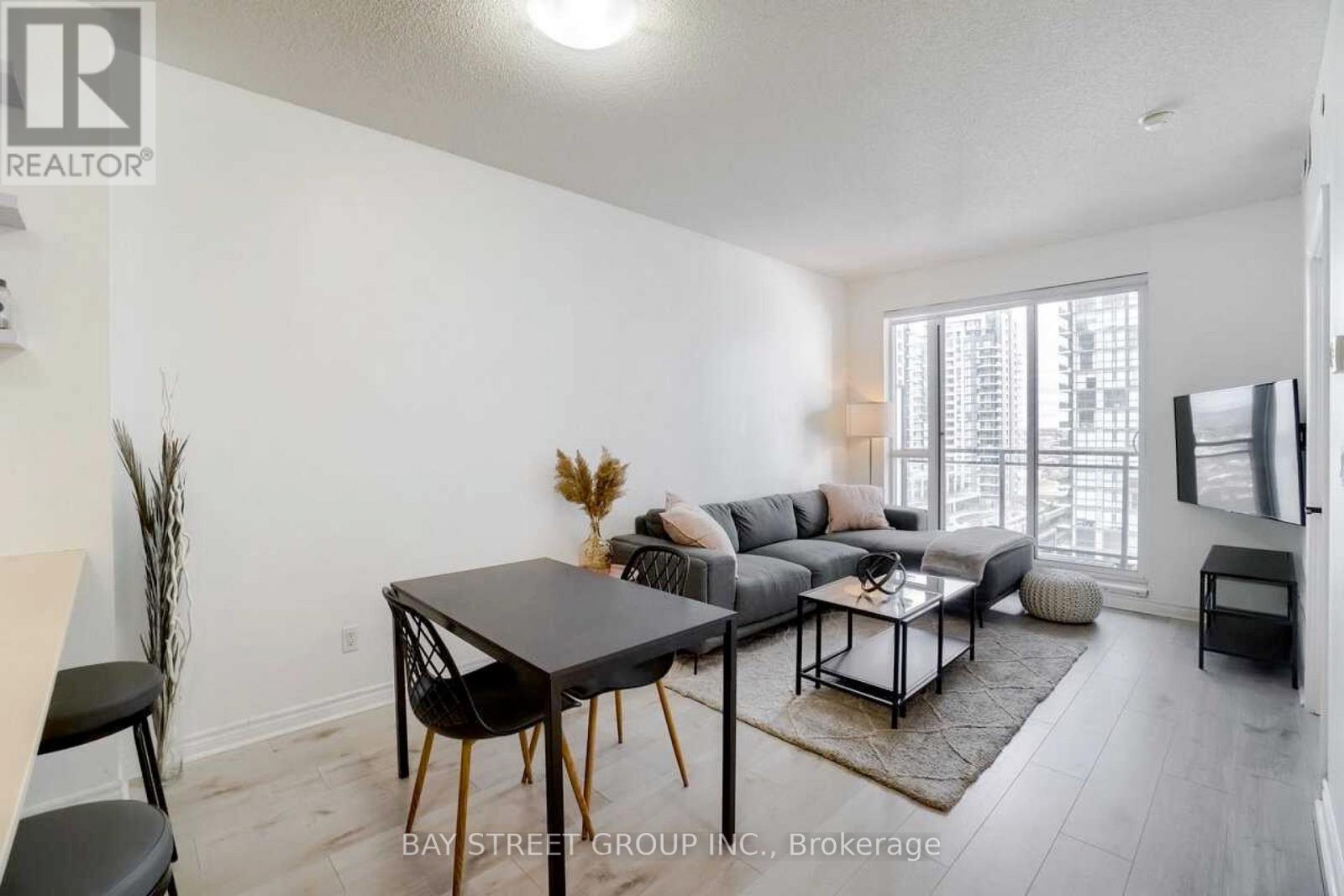 2604 - 4011 Brickstone Mews, Mississauga, Ontario  L5B 0G3 - Photo 4 - W12927366