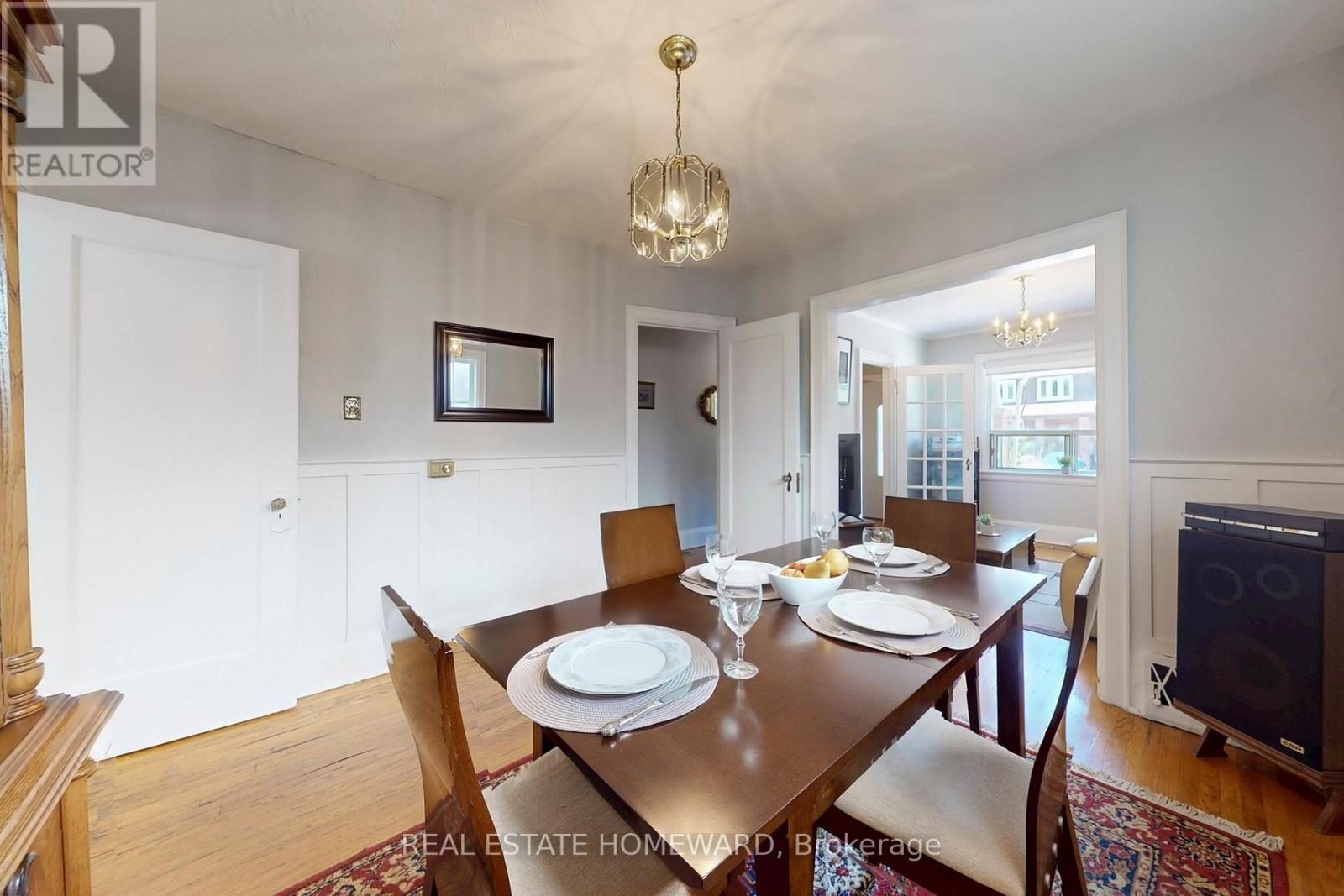 87 Guestville Avenue, Toronto, Ontario  M6N 4N5 - Photo 11 - W12927376