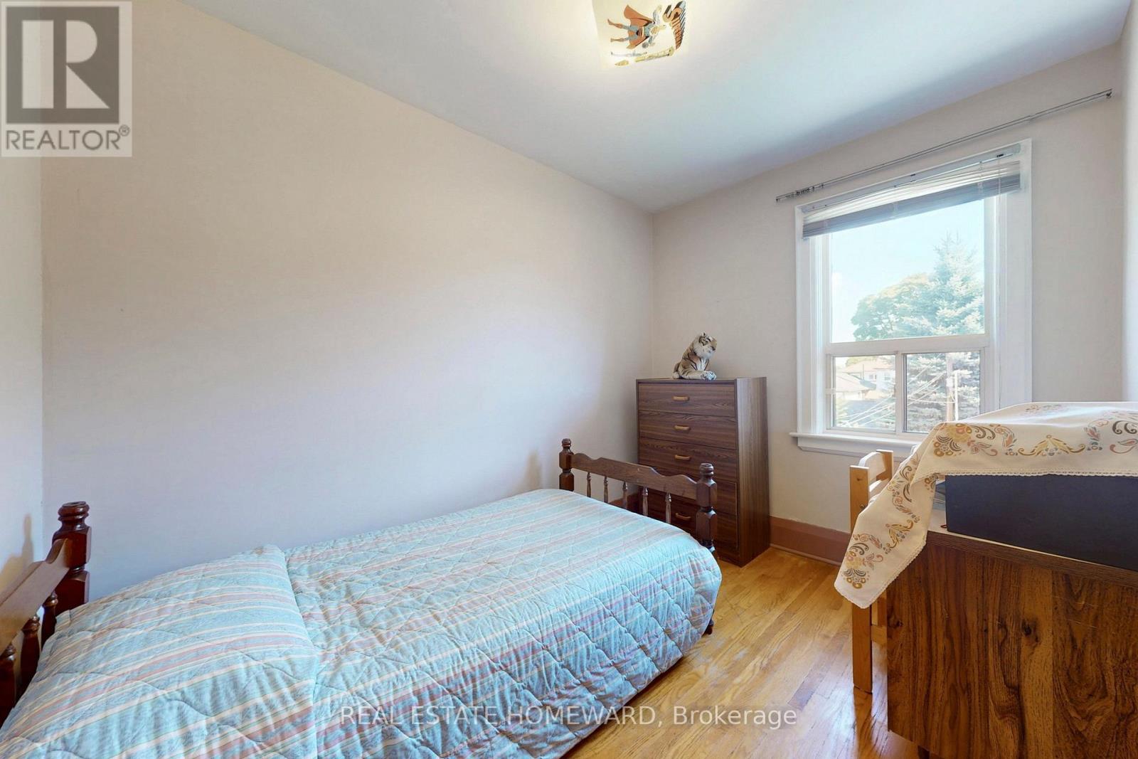 87 Guestville Avenue, Toronto, Ontario  M6N 4N5 - Photo 28 - W12927376