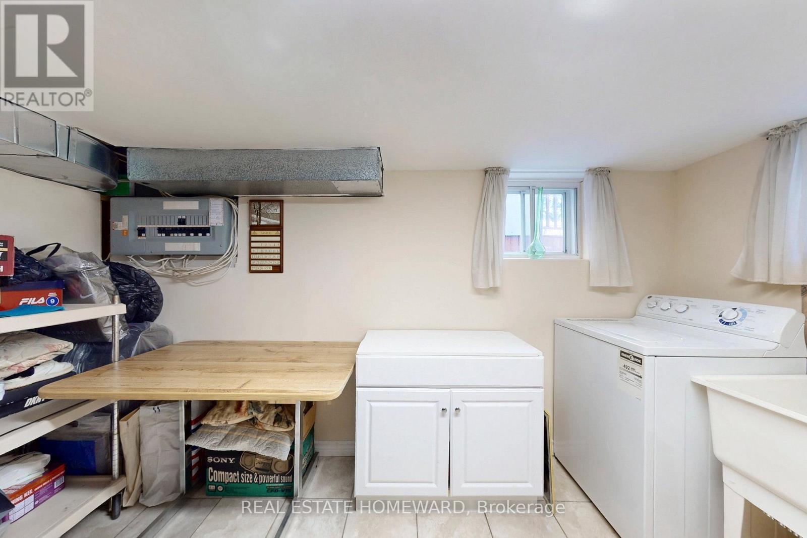 87 Guestville Avenue, Toronto, Ontario  M6N 4N5 - Photo 36 - W12927376