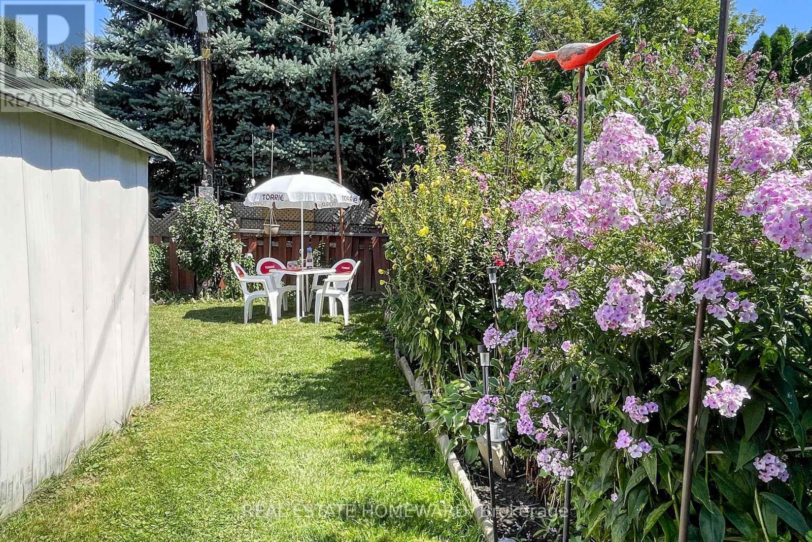 87 Guestville Avenue, Toronto, Ontario  M6N 4N5 - Photo 42 - W12927376