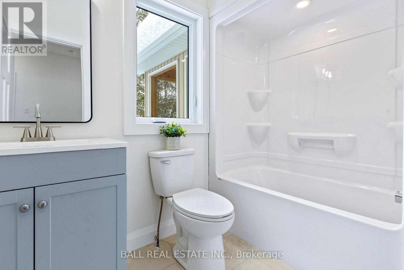 180 Lakeview Street, Dysart Et Al, Ontario  K0M 1S0 - Photo 18 - X12763098