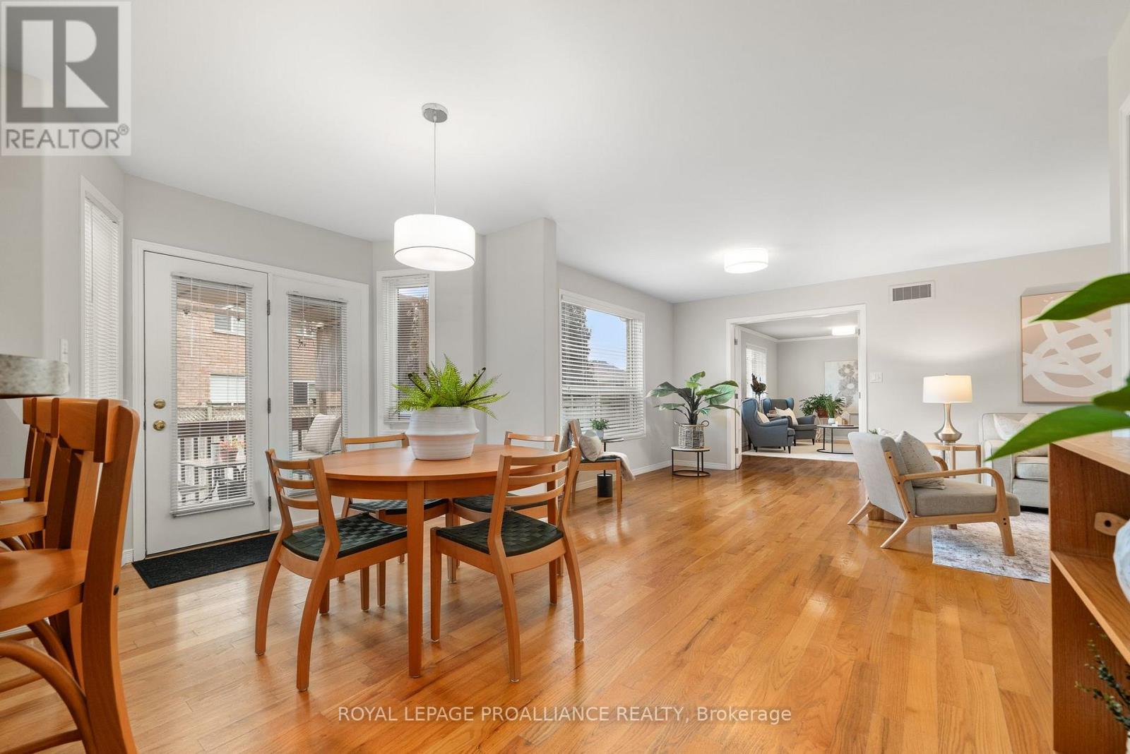 8 Linden Lane, Belleville, Ontario  K8N 5W9 - Photo 14 - X12926518