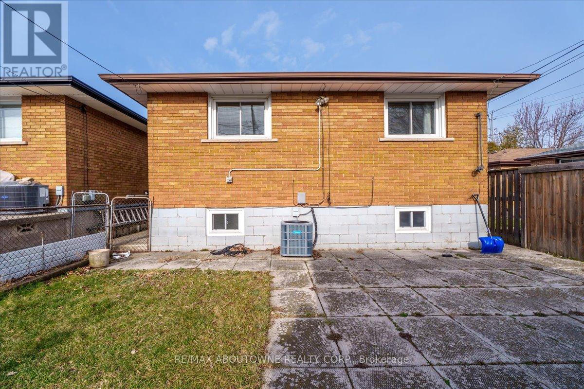 106 Beland Avenue N, Hamilton, Ontario  L8H 6C1 - Photo 33 - X12927374