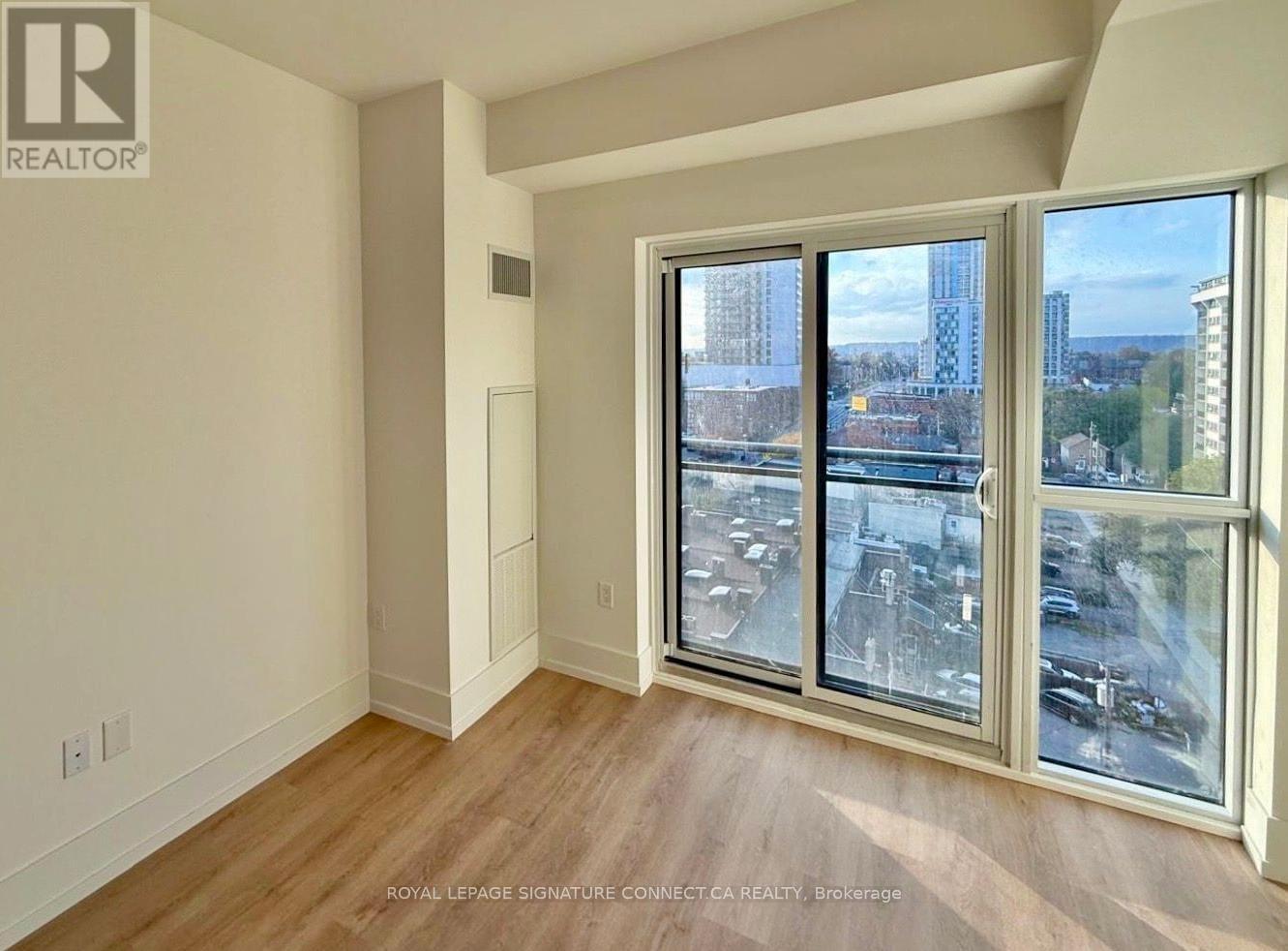 804 - 206 King Street W, Hamilton, Ontario  L8P 1A5 - Photo 5 - X12927378