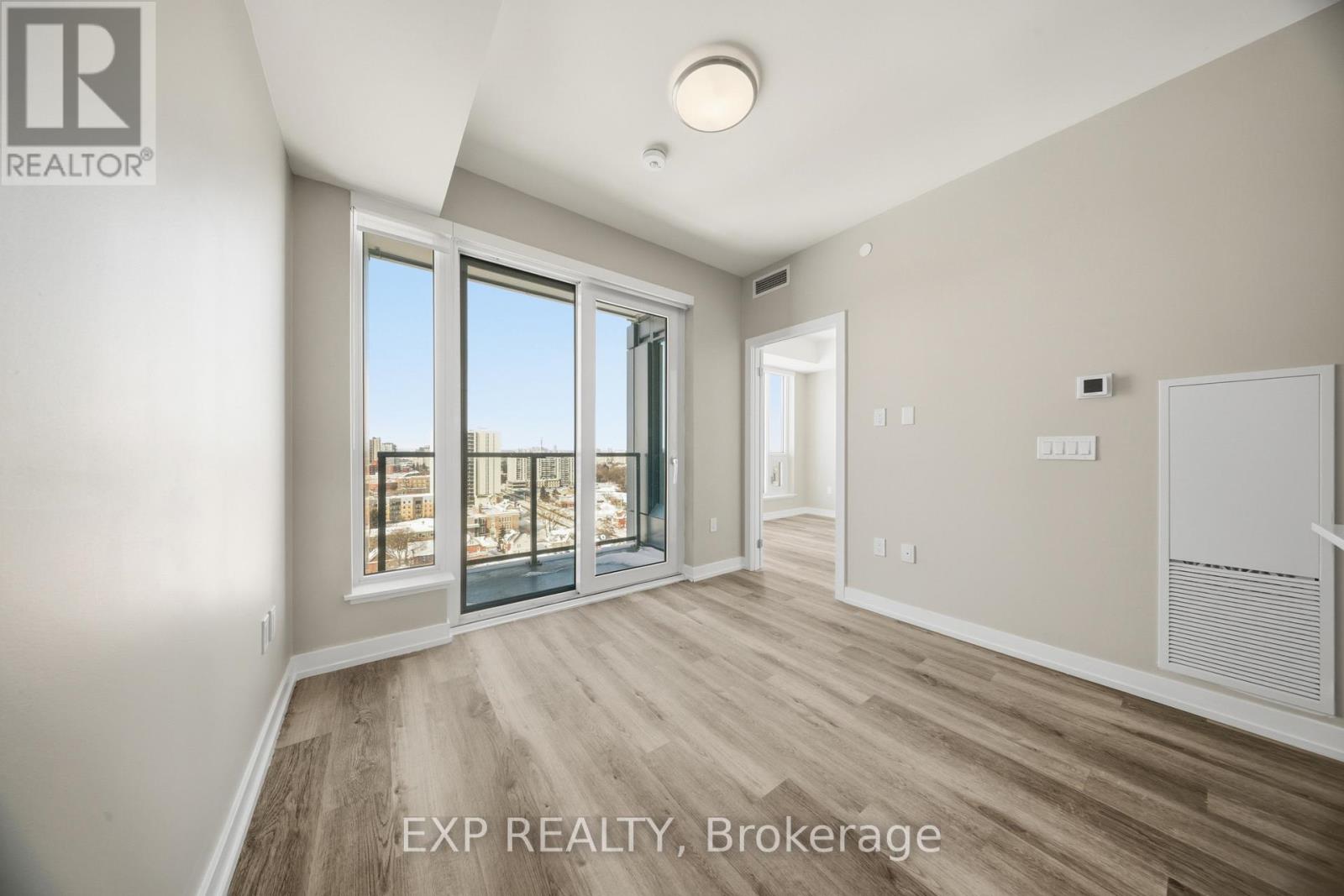 1810 - 15 Wellington Street S, Kitchener, Ontario  N2G 0E4 - Photo 17 - X12927388