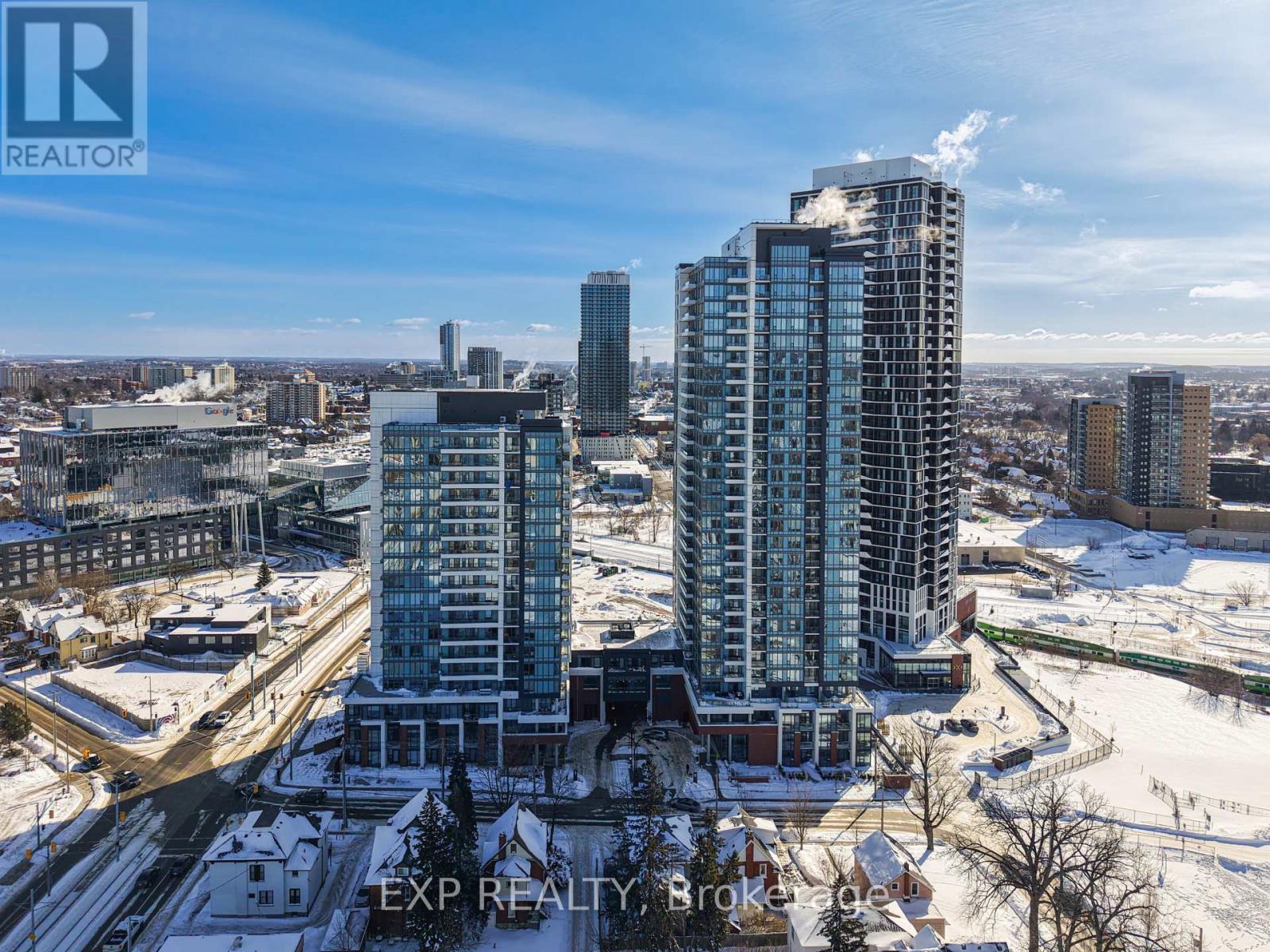 1810 - 15 Wellington Street S, Kitchener, Ontario  N2G 0E4 - Photo 3 - X12927392