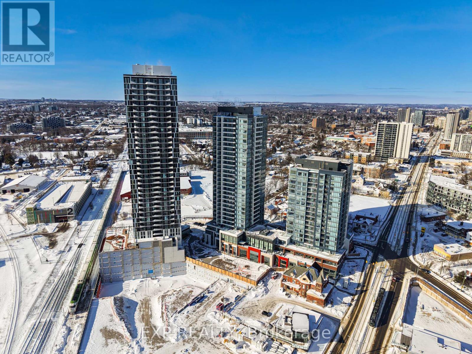 1810 - 15 Wellington Street S, Kitchener, Ontario  N2G 0E4 - Photo 5 - X12927392