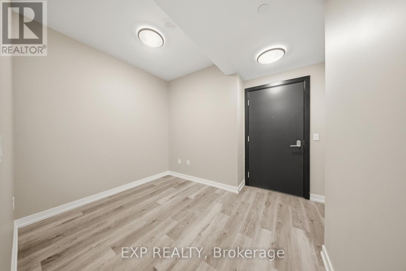 1810 - 15 Wellington Street S, Kitchener, Ontario  N2G 0E4 - Photo 6 - X12927392