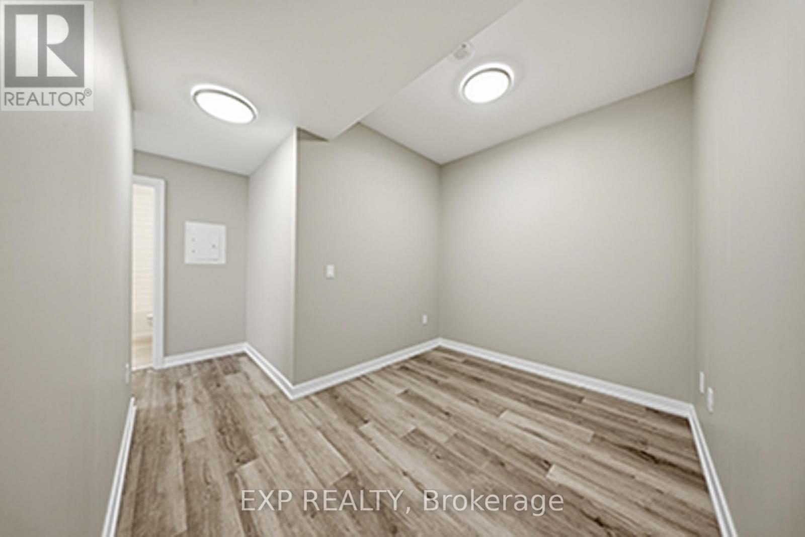 1810 - 15 Wellington Street S, Kitchener, Ontario  N2G 0E4 - Photo 9 - X12927392