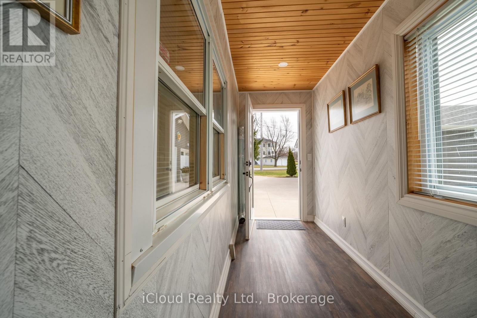 4099 Niagara Parkway, Fort Erie, Ontario  L0S 1S0 - Photo 30 - X12927418