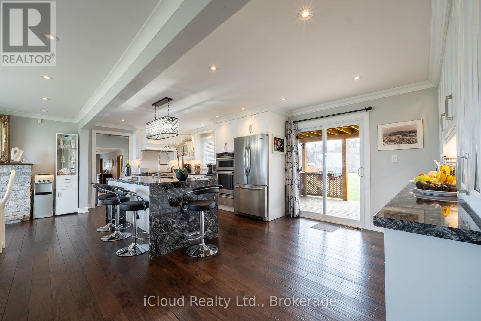 4099 Niagara Parkway, Fort Erie, Ontario  L0S 1S0 - Photo 5 - X12927418