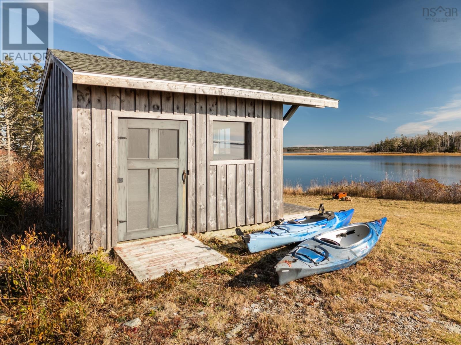 911 Highway 335, West Pubnico, Nova Scotia  B0W 3S0 - Photo 10 - 202528411